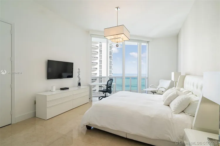 Trump Tower 3 #3704 image #17