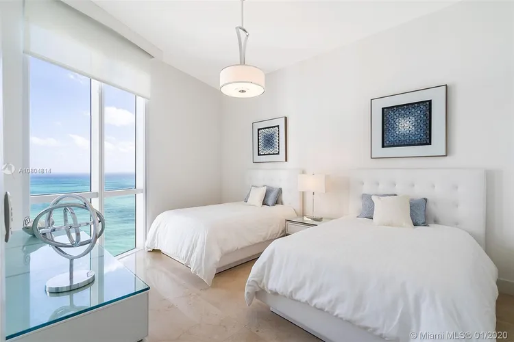 Trump Tower 3 #3704 image #9