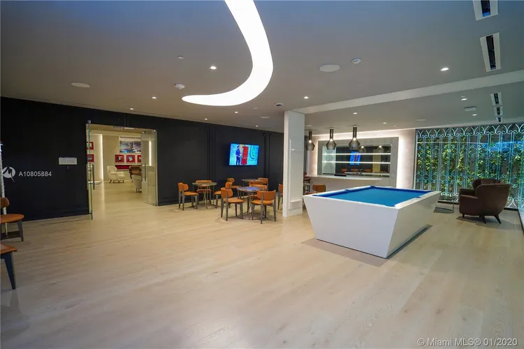 Brickell Flatiron #1806 image #10