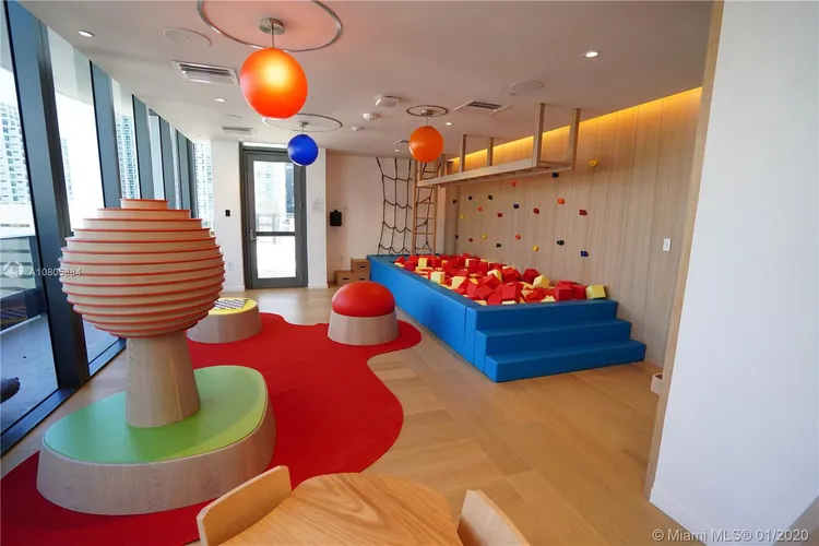 Brickell Flatiron #1806 image #22