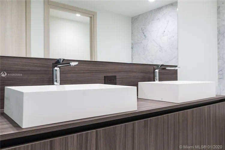 Brickell Flatiron #1806 image #34