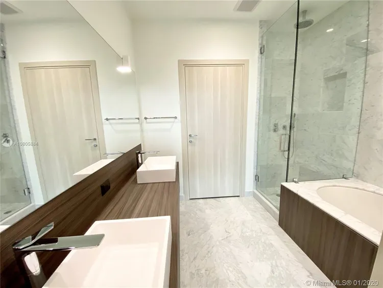 Brickell Flatiron #1806 image #39