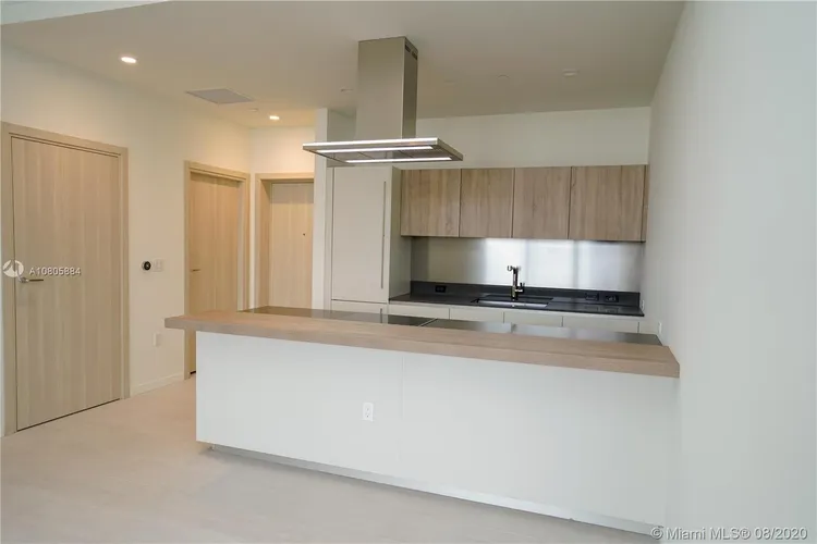 Brickell Flatiron #1806 image #44