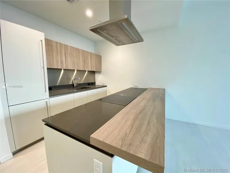 Brickell Flatiron #1806 image #46