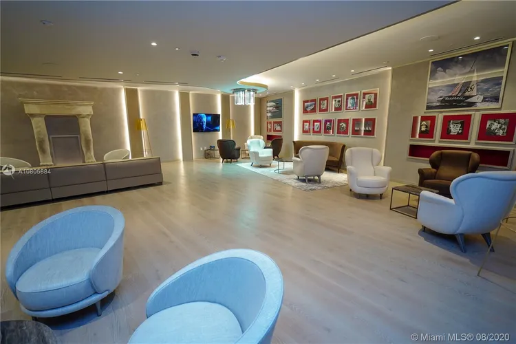 Brickell Flatiron #1806 image #8