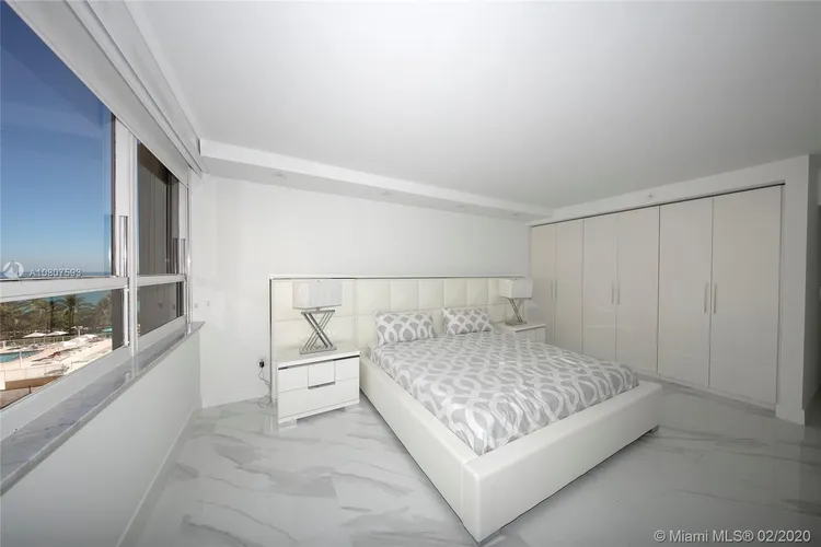 The Tiffany #505 image #14