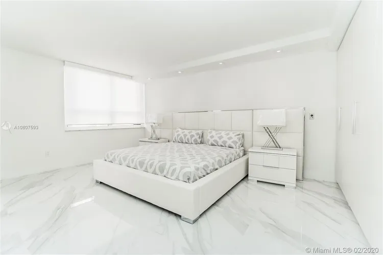 The Tiffany #505 image #15