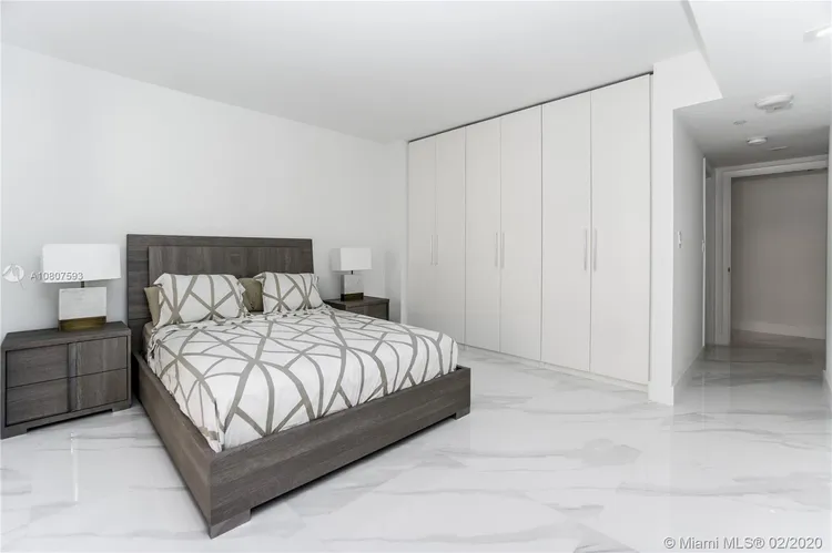 The Tiffany #505 image #18