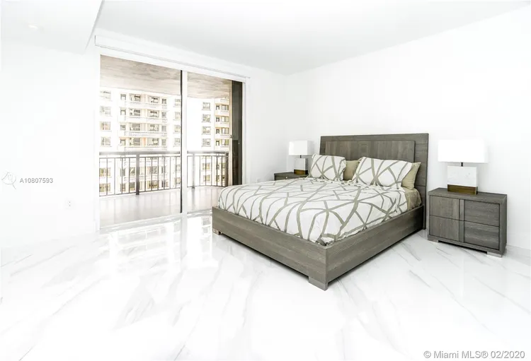 The Tiffany #505 image #19