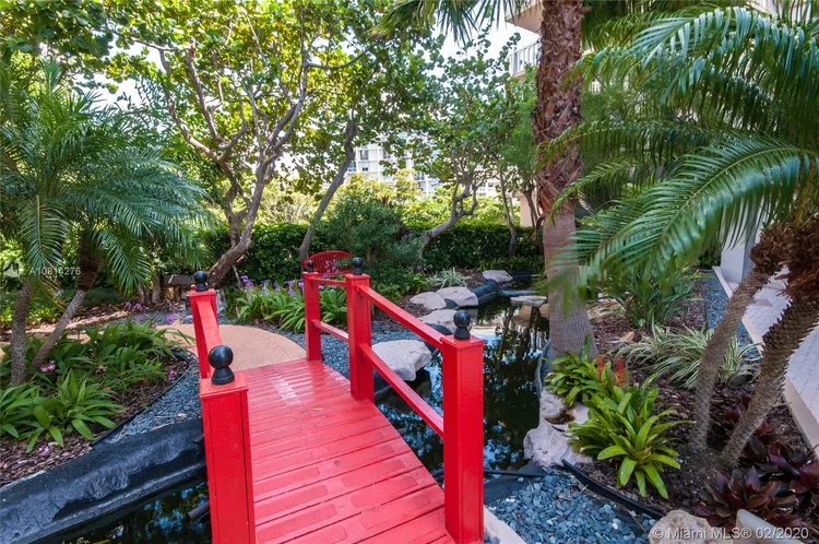 Towers of Key Biscayne #E608 image #26