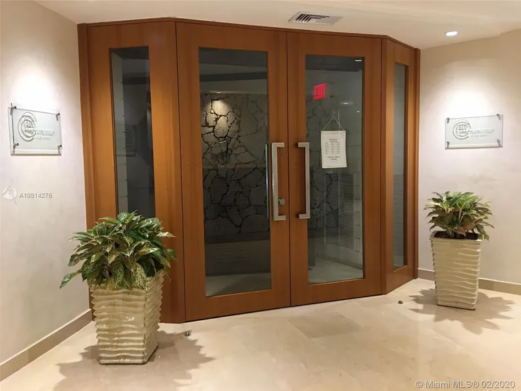 Towers of Key Biscayne #E608 image #29