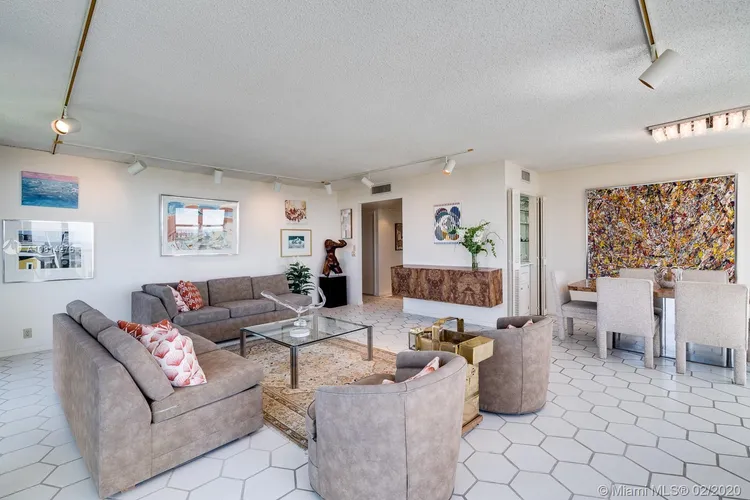 Towers of Key Biscayne #E608 image #6