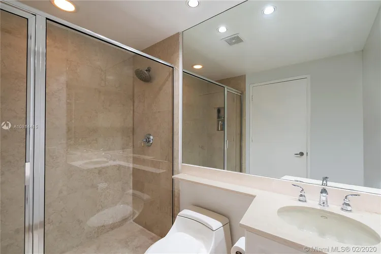 Ocean Club - Lake Villa Three #202 image #13