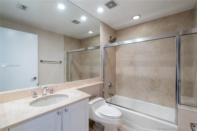 Ocean Club - Lake Villa Three #202 image #14