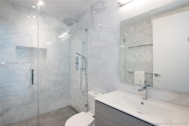 Gorlin at Aqua #803 image #13