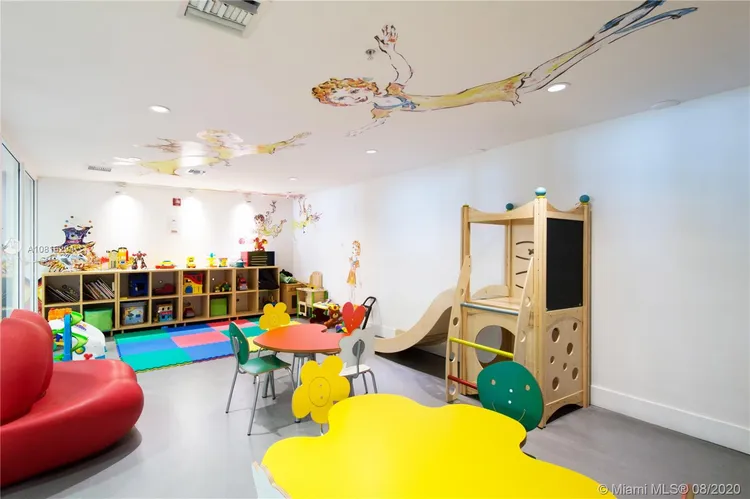 Gorlin at Aqua #803 image #20