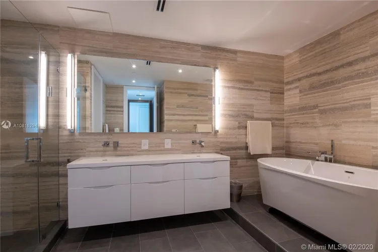 Gorlin at Aqua #803 image #9