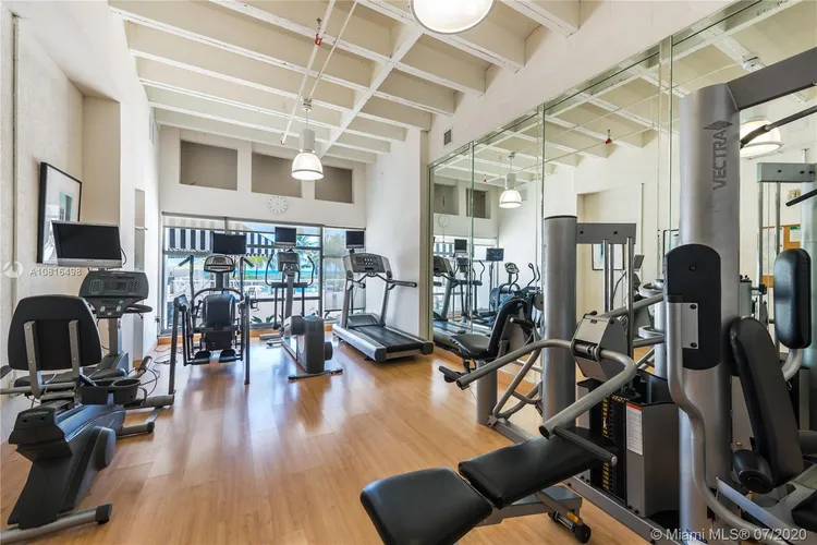 Executive #9E image #15