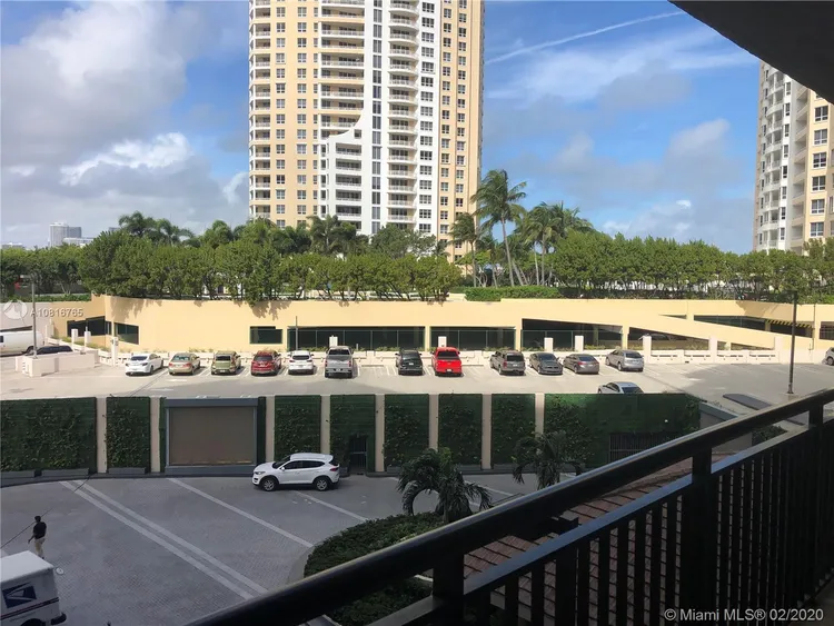 Brickell Key II #602 image #6