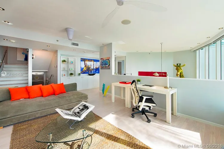 Gorlin at Aqua #802 image #9