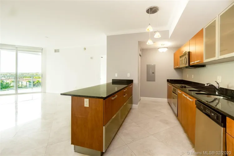 Atrium #1-804 image #12