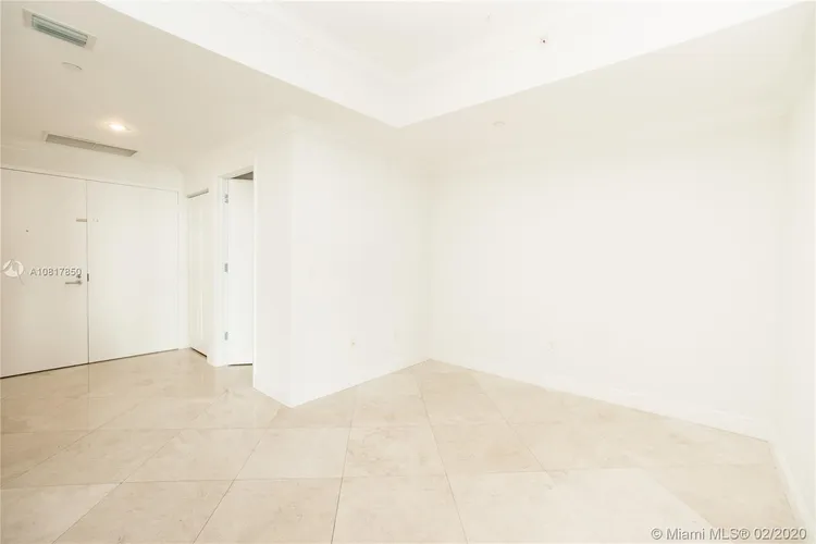 Atrium #1-804 image #13