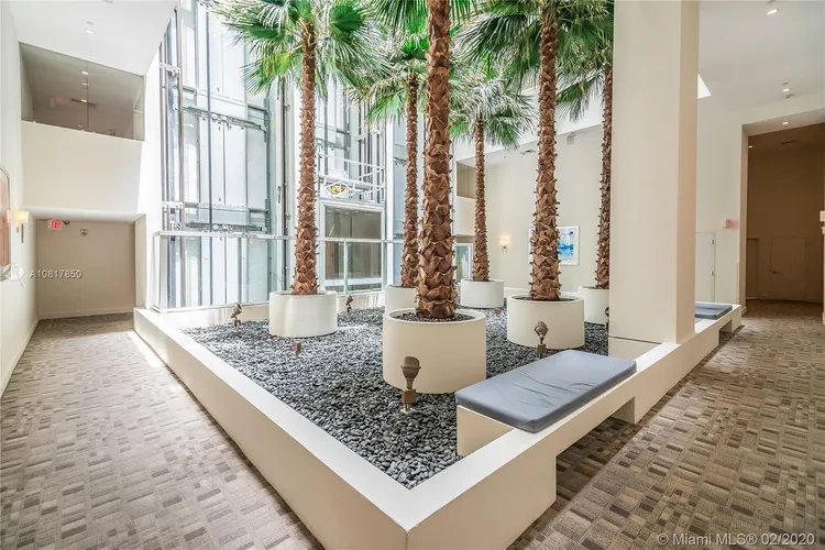 Atrium #1-804 image #16