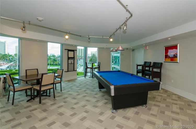 Atrium #1-804 image #17