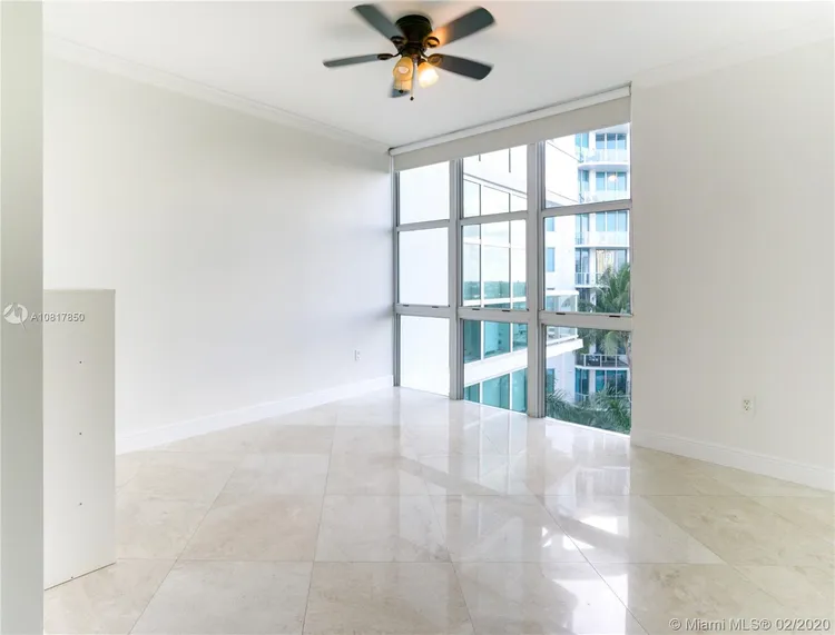 Atrium #1-804 image #8