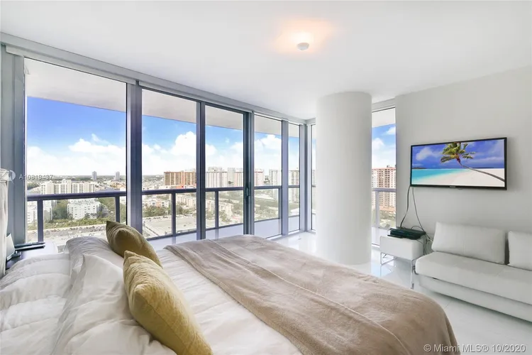 Jade Beach #1908 image #15