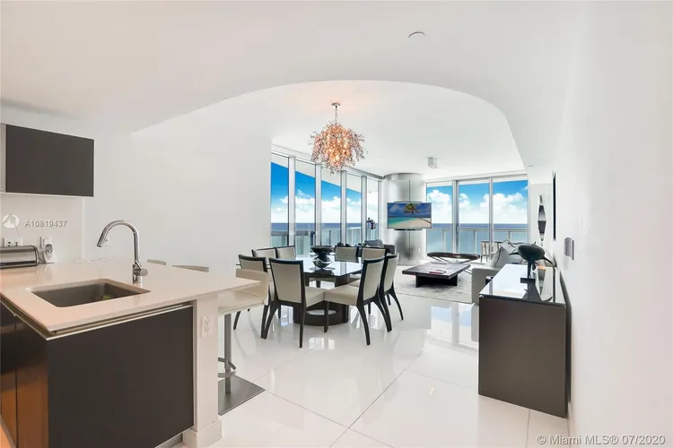 Jade Beach #1908 image #6