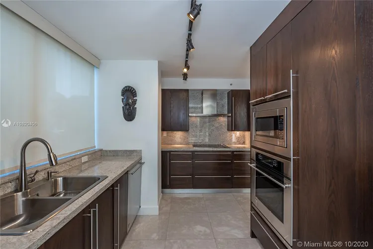 Imperial at Brickell #401 image #11