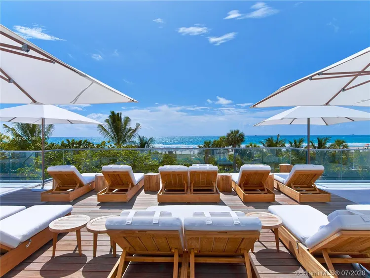 1 Hotel & Homes #1410 image #18