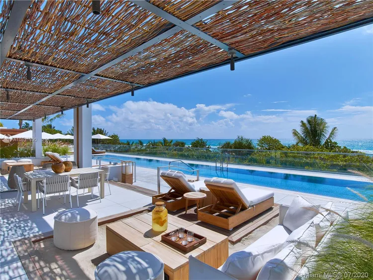 1 Hotel & Homes #1410 image #20