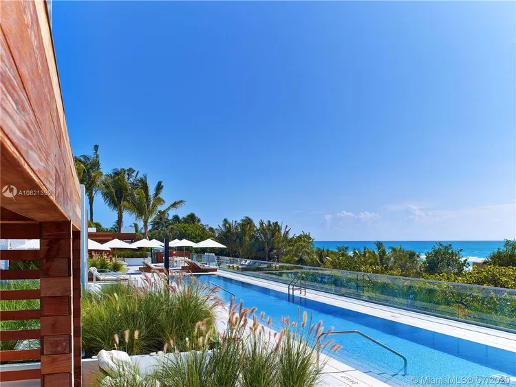1 Hotel & Homes #1410 image #21