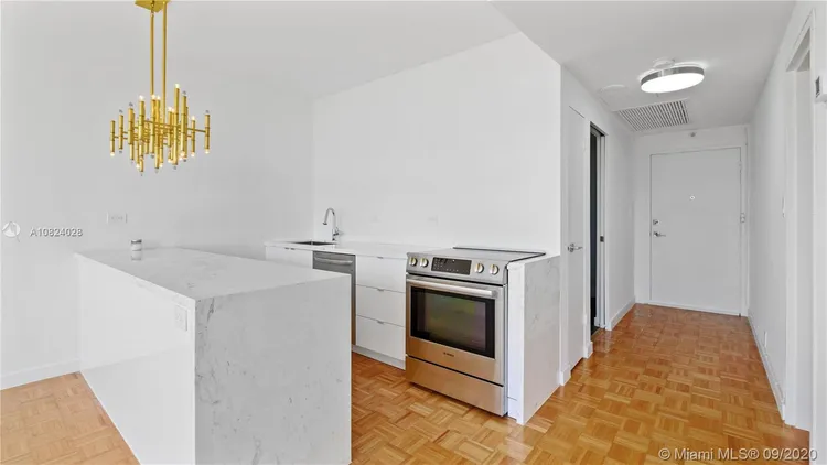 Belle Plaza #415 image #11