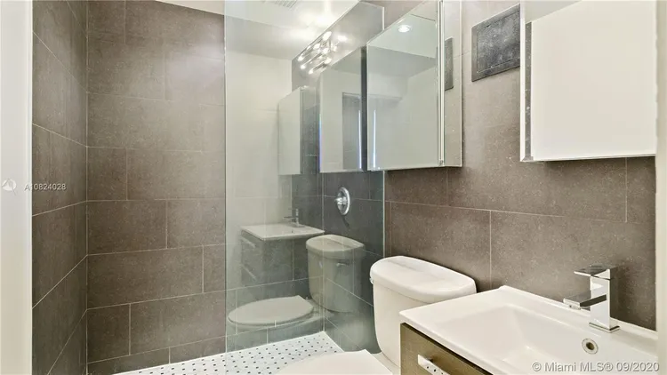 Belle Plaza #415 image #6