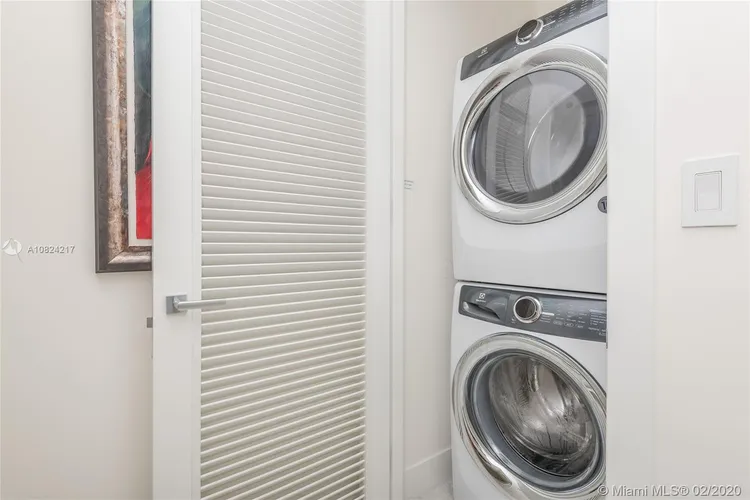 Echo Brickell #4401 image #13