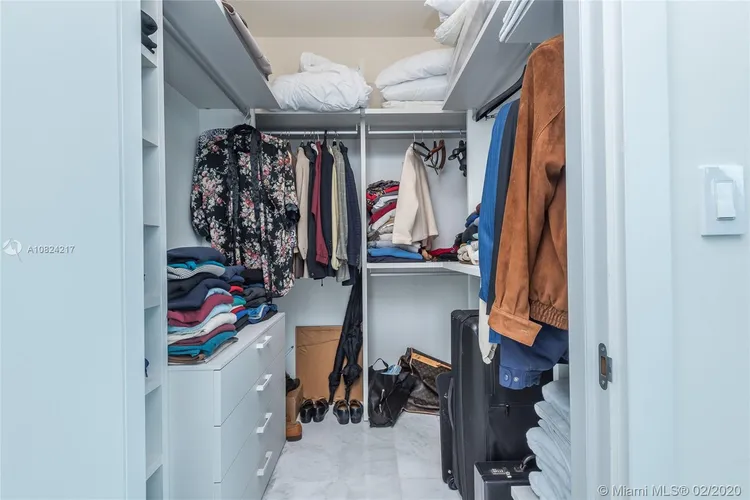 Echo Brickell #4401 image #18