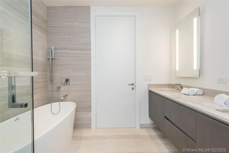 Echo Brickell #4401 image #27