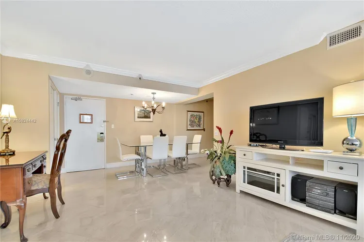 The Alexander #1015 image #16