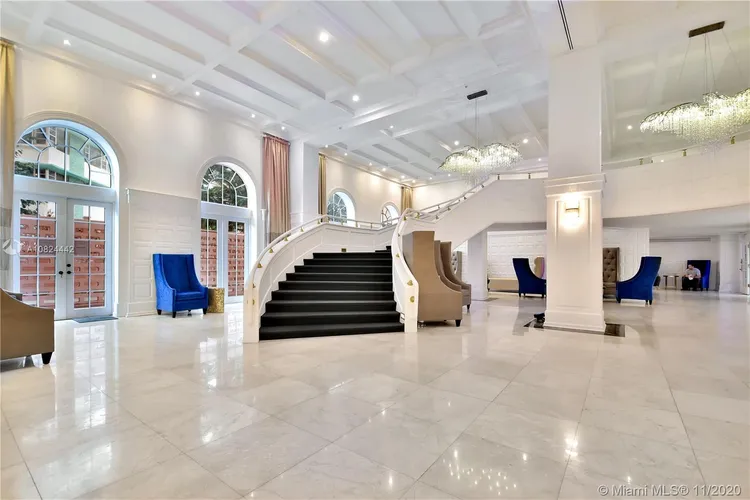 The Alexander #1015 image #18