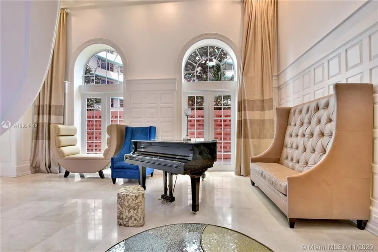 The Alexander #1015 image #20