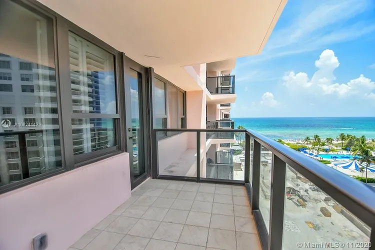 The Alexander #1015 image #6