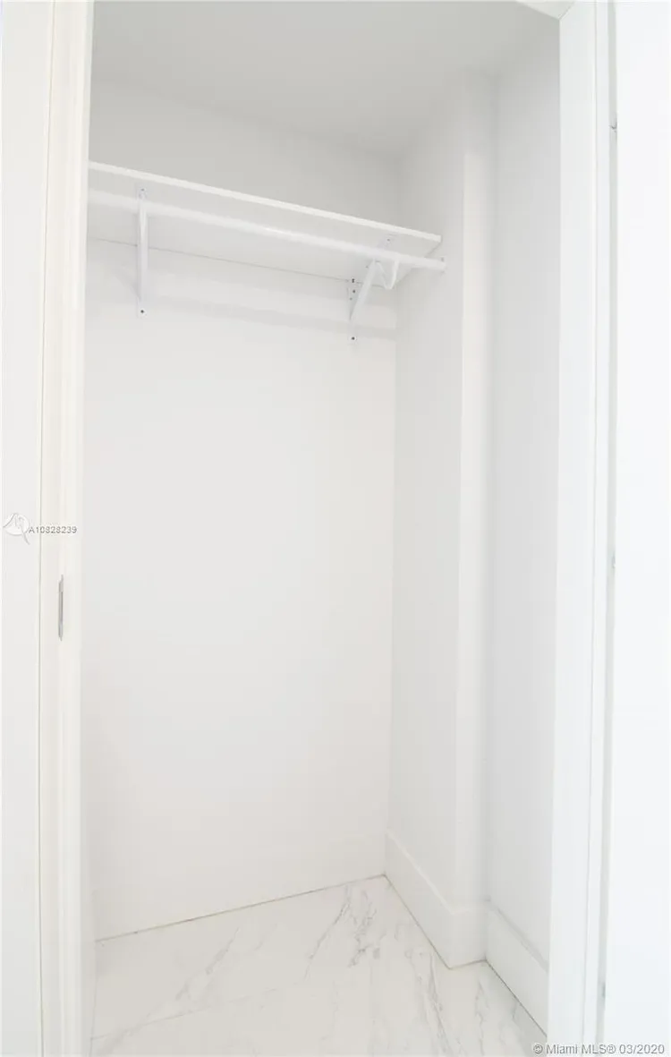 Brickell House #2812 image #15