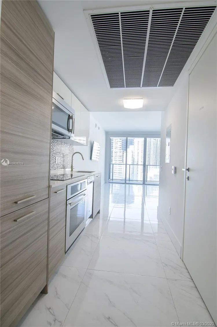 Brickell House #2812 image #16