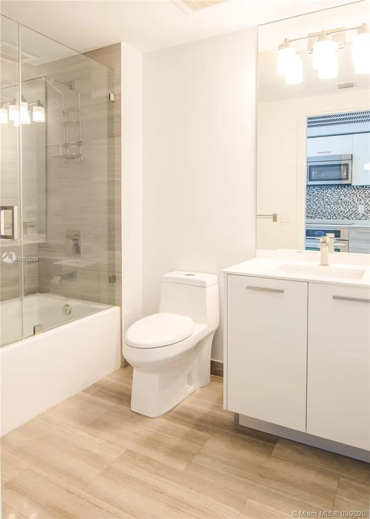 Brickell House #2812 image #8