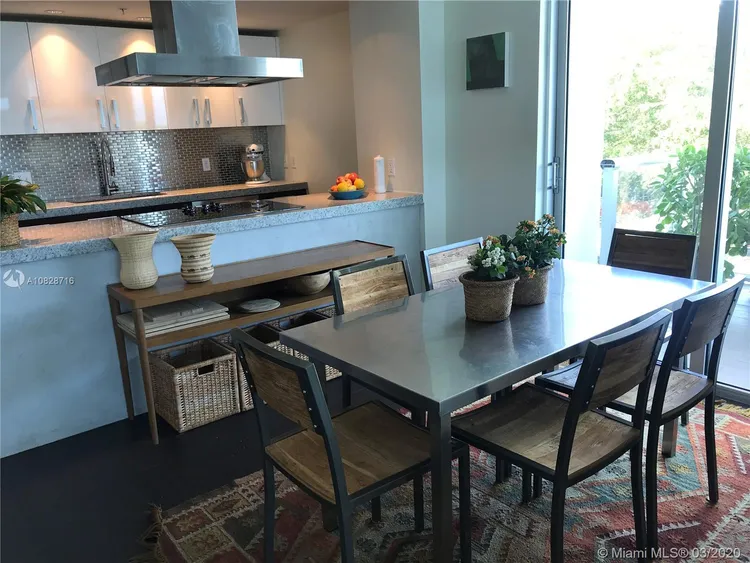 IOS on the Bay #305 image #8