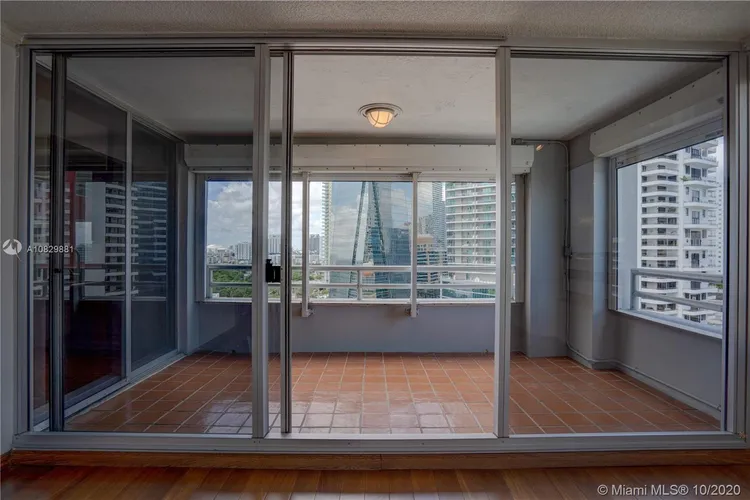 The Palace Condo #C1605 image #18