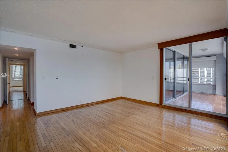 The Palace Condo #C1605 image #23